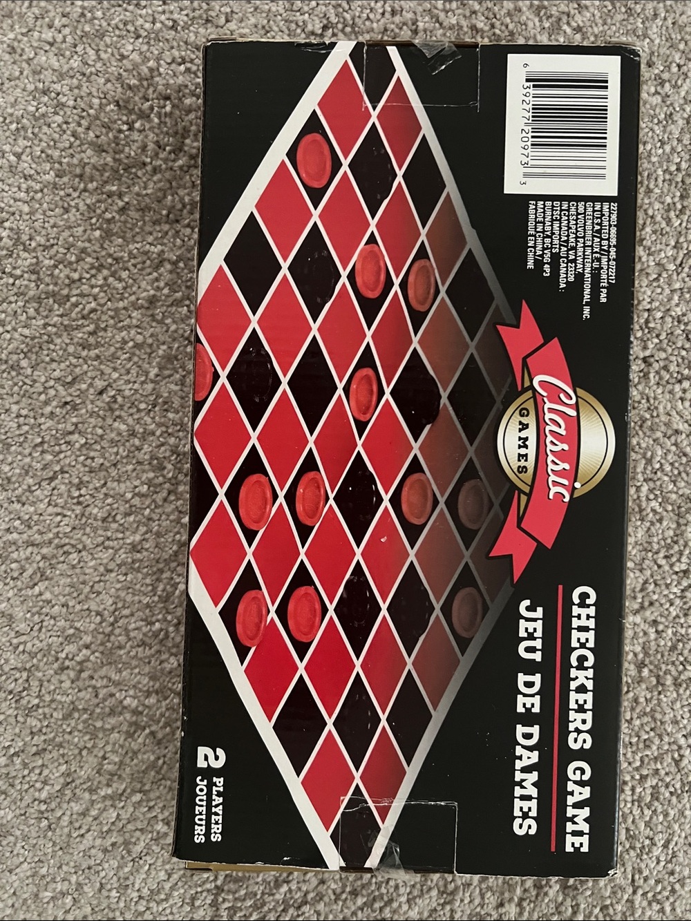 Classic Checkers Set with Red and Black Pieces